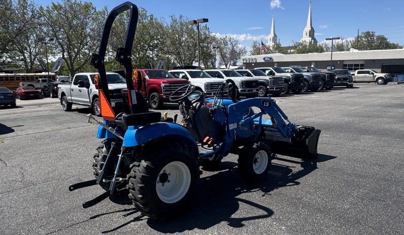XJ2025 with Loader full